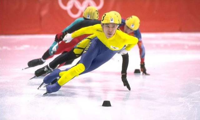 徐云龙谈国安亚冠小组出局：别再出去丢人现眼就行了