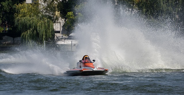 被罚下2人后输球！皇马电视台愤怒：内格雷拉制造的裁判